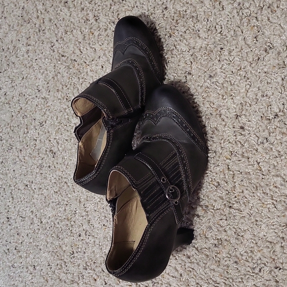 Dark gray vintage looking shoes - Picture 2 of 5